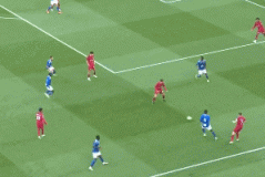 1天双赛！利物浦夺冠后0-3输法甲劲旅！21分钟连丢3球，后防送礼