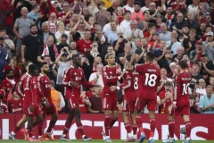 泰晤士报：英超净比赛时间下降明显，复杂定位球战术是原因之一