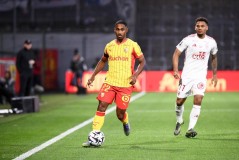 3-1，法甲第10绝境爆发，连扳3球逆转布雷斯特，2连胜升至第3