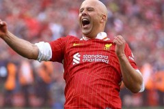 锋线告急！利物浦将售努涅斯给利雅得新月，伊萨克成目标