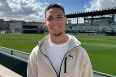 狂降6000万欧，曼联铁心甩包袱，碰西甲穷人只肯2000万欧