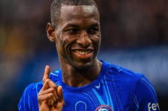 曼联锁定切尔西24球射手，蓝军要价1亿欧，杰克逊能救红魔吗