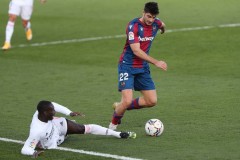 西甲豪门碾压局！皇马凭统治级战绩冲卫冕，莱万特保级生死战寻生机？