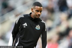 利物浦纽卡斯尔主帅分别召开发布会 谈伊萨克转会可能