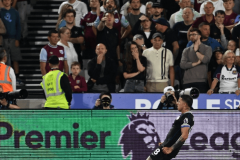 佩德罗造3球，巴西天才造队史纪录！切尔西5-1铁锤帮痛击前任主帅