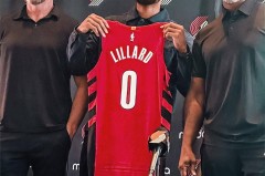 利拉德称做决定回波特兰并不难 依然身披0号球衣