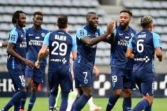 法甲焦点战：巴黎FC主场迎战南特战术与状态深度解析