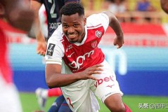 梅开二度！巴萨弃将在法甲起死回生，登上射手榜首位