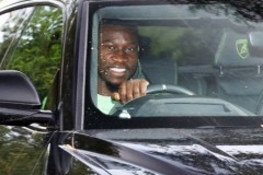 曝奥纳纳欲提前复出！大马丁加盟曼联梦想恐破灭，违约金传闻存疑